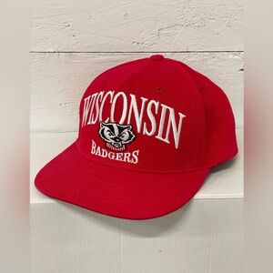 Vintage 90s Wisconsin Badgers Embroidered Top of The World Snapback, OS, Red